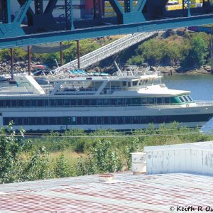 Willamette River Cruise Ship