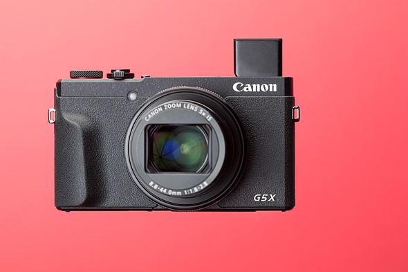 Canon-G5X-II-beauty04.jpg