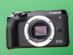 CanonEOSM6-II-beauty-01.jpg