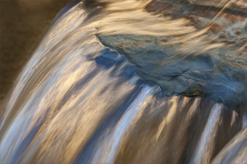 Waterfall-Ahwanhee-California-2007-824x549.jpg