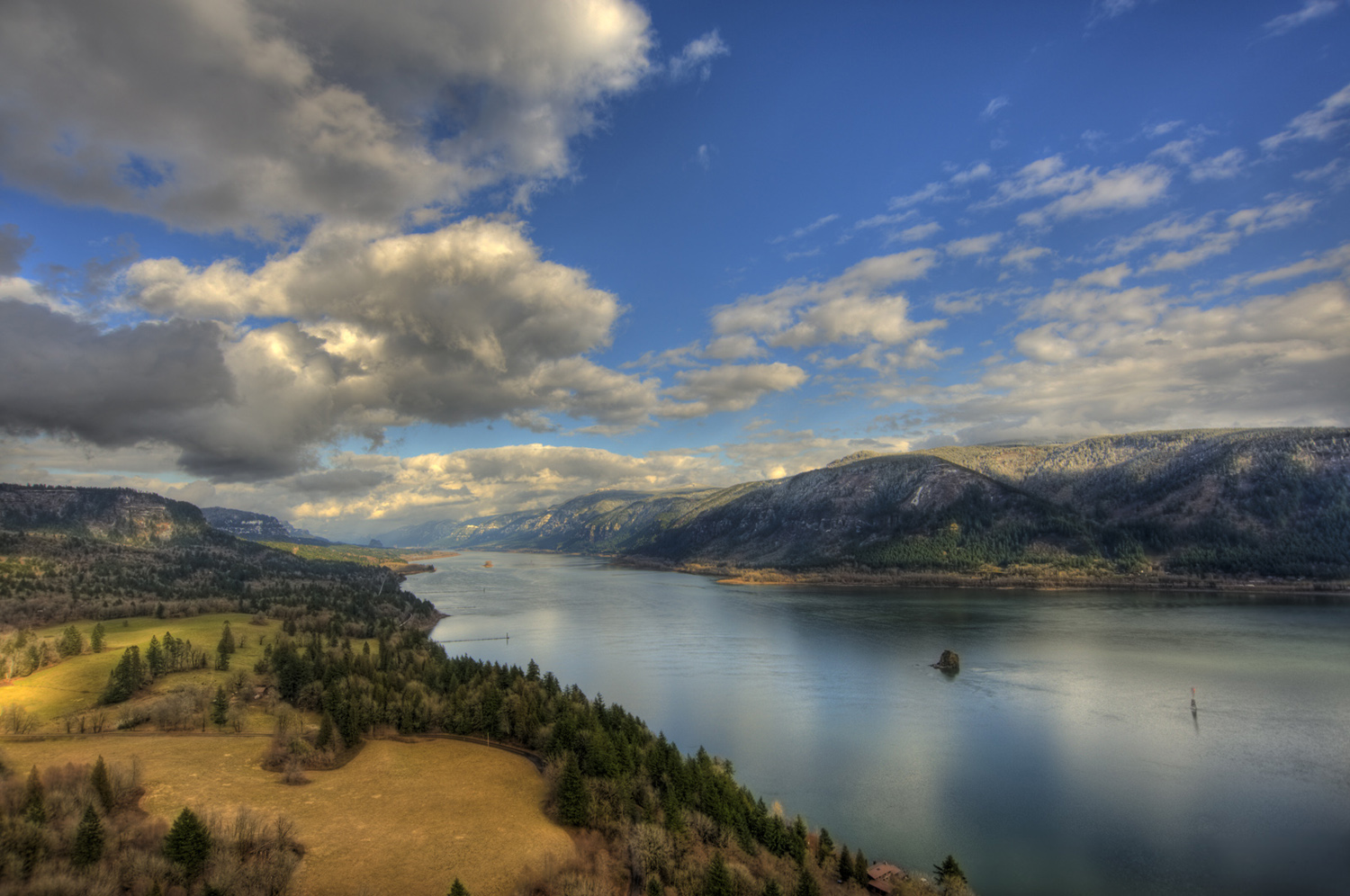 Columbia River Gorge from Cape Horn