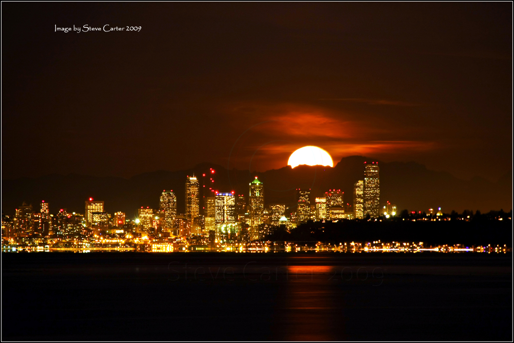 Moon Rise over Seattle