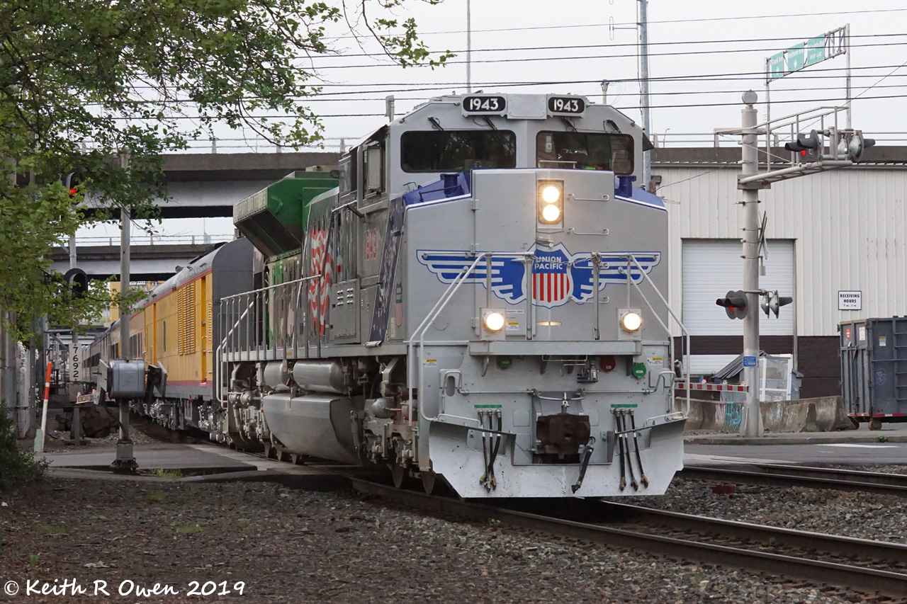 21 UP1943SouthboundSpecialOHRF04-25-19.jpg