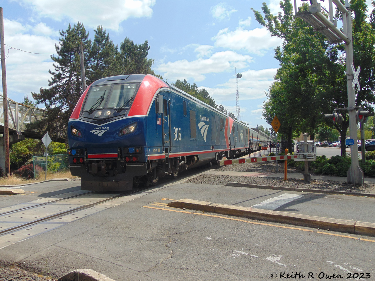 AMTK 306 & 305