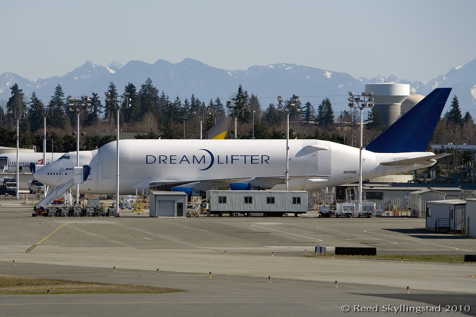 Boeing 747-400 LCF