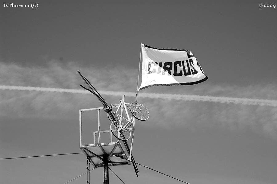 CIRCUS
