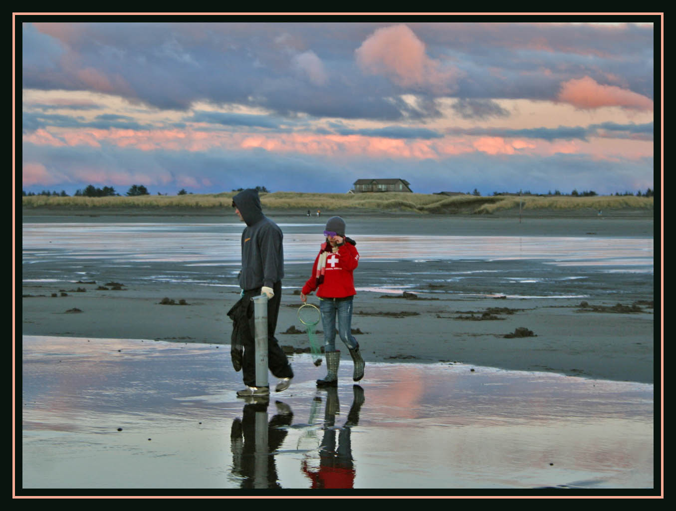 Clamming - Long Beach, WA  Nov 20, 2010