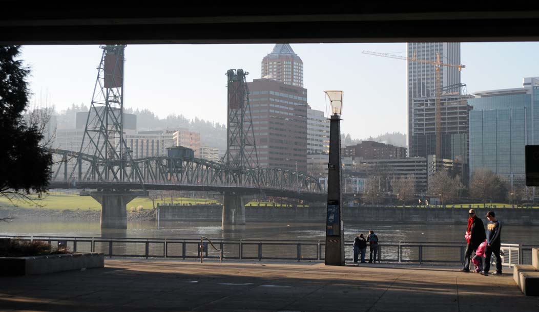 Hawthorne Bridge from Riverwalk
