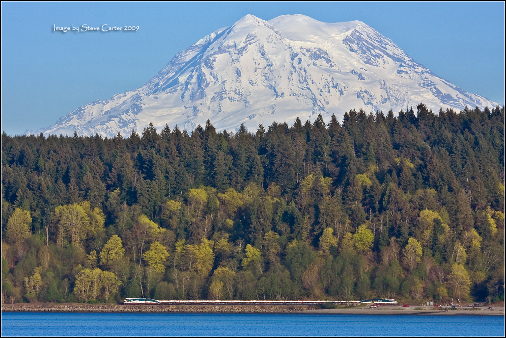 Mt. Rainier tops Cascades