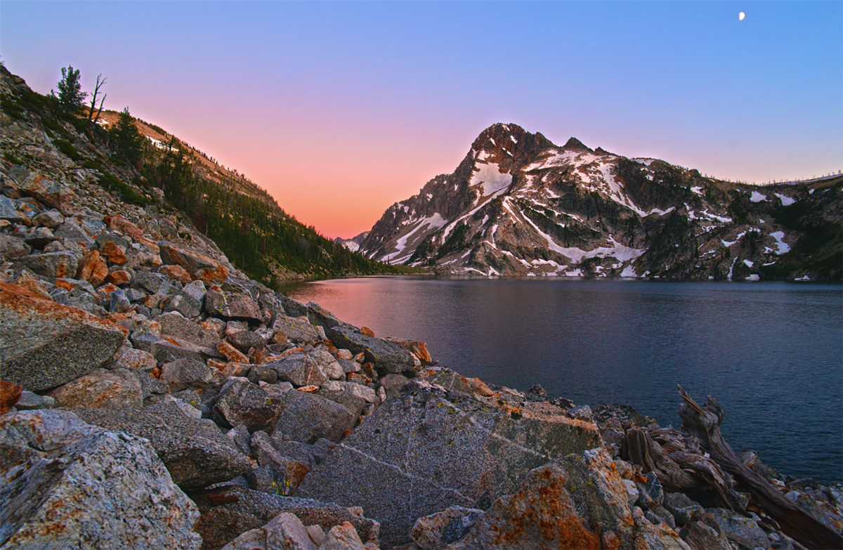 Sawtooth Lake
