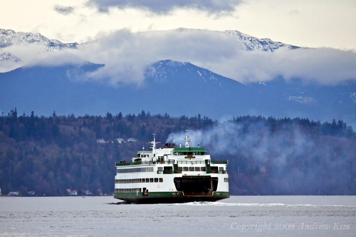 The Spokane Ferry leaving Edmonds for Kingston.
