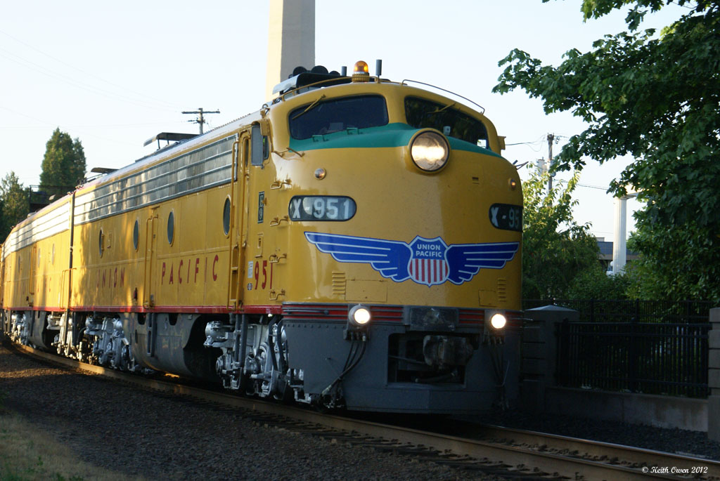 UP E9A 951