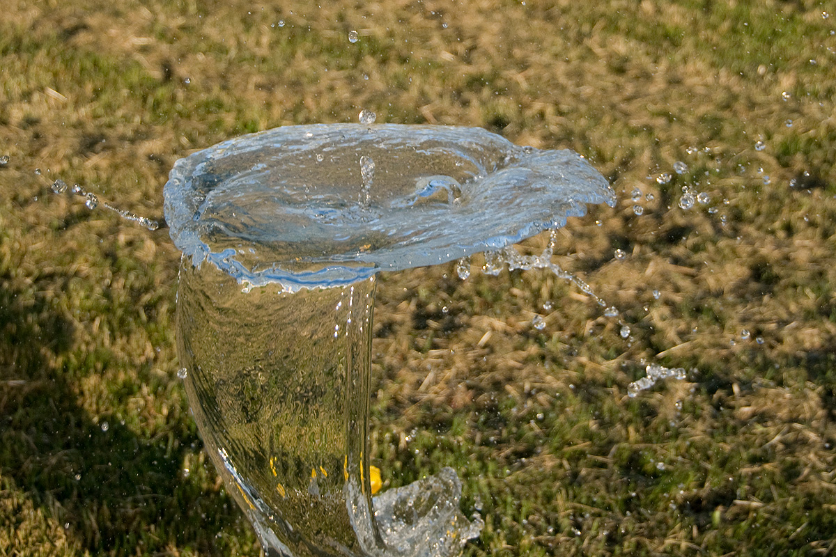 Water balloon