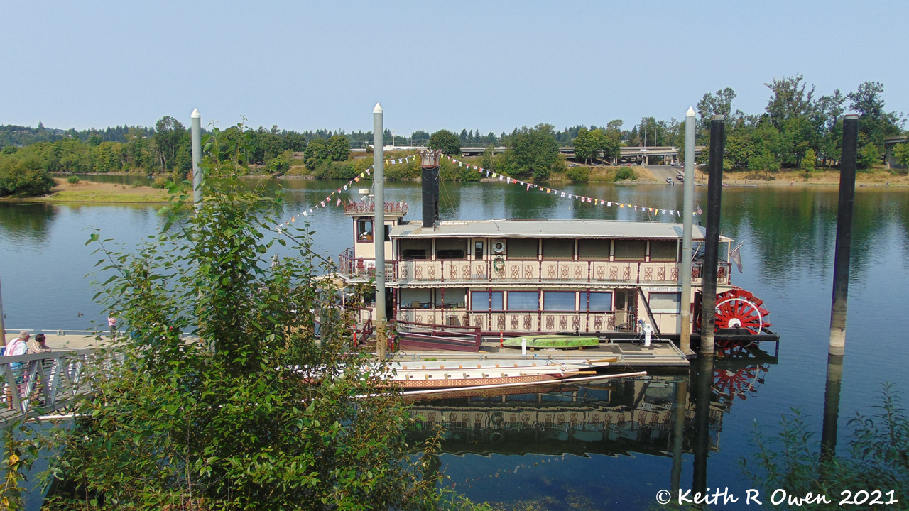 Willamette River Queen